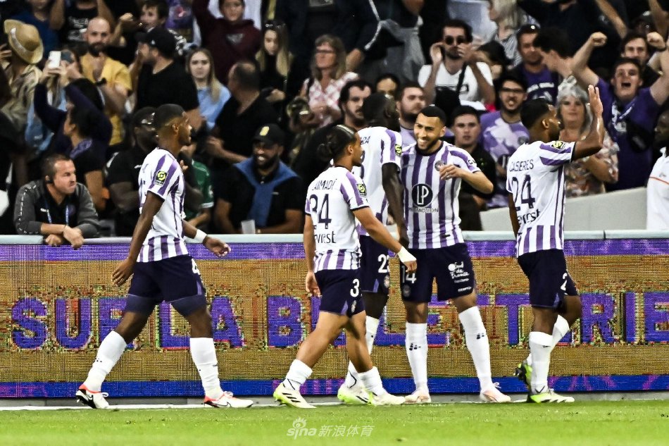 财力雄厚 财力雄厚